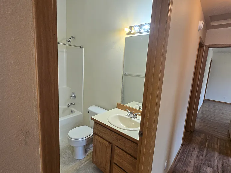 2425 N Coolwater Dr — Photo 6