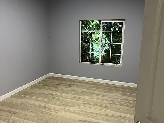 3rd image of 107 Gardenia Way