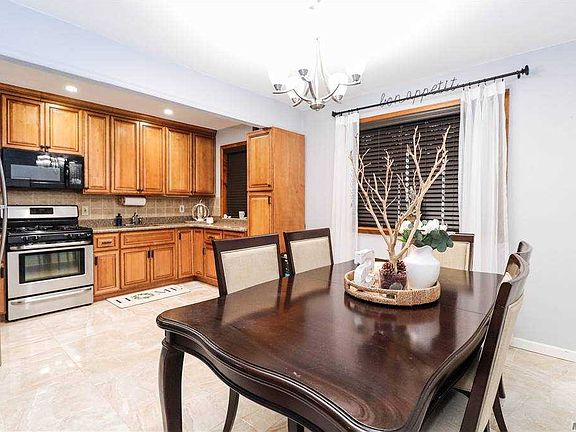 3rd image of 91-31 153rd Ave #2