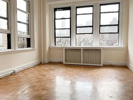 Rented by AJ Clarke | media 6