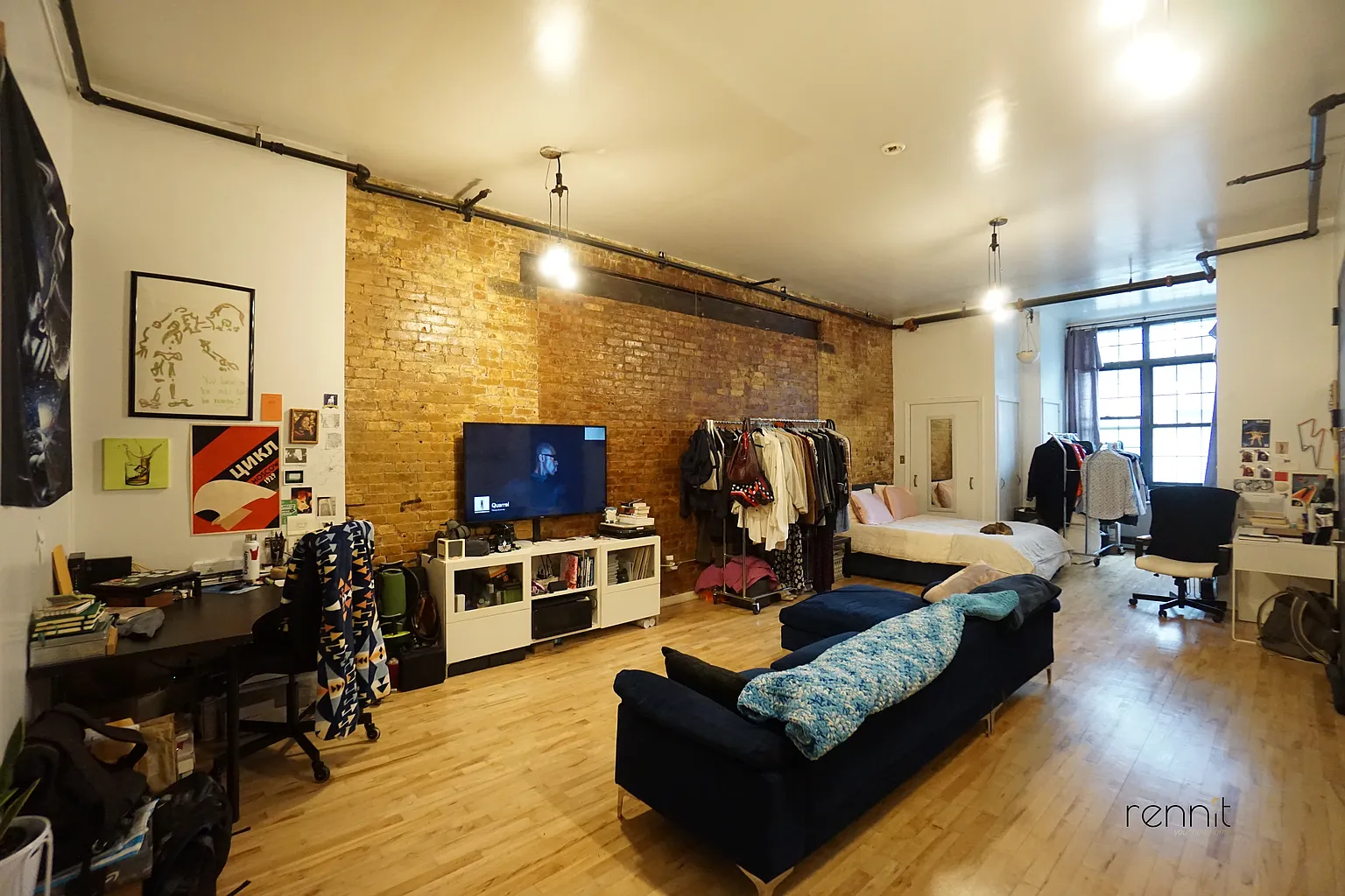 956 Hancock St APT 1R photo 1