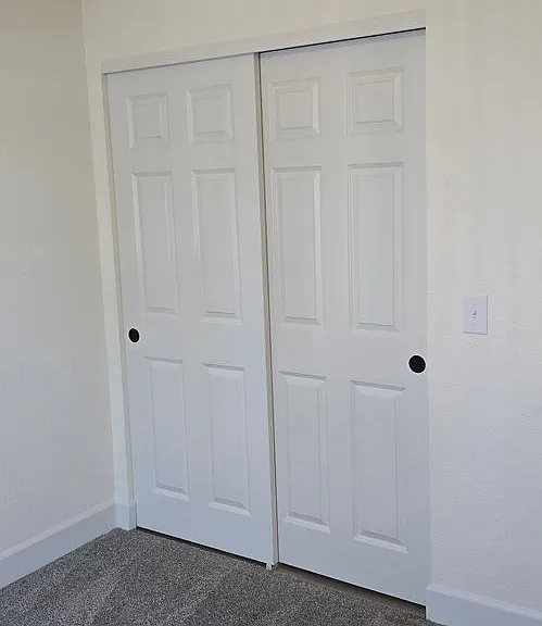 Winfou06-Columbia Village Apartments — Photo 38