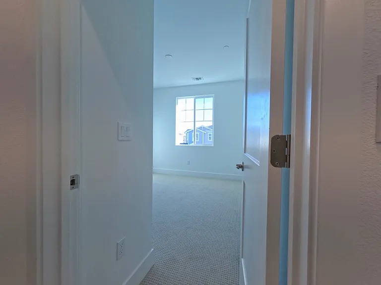 2716 Amora Cir — Photo 26