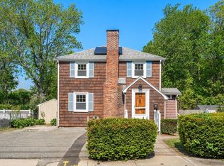 17 Myopia Rd, Hyde Park, MA 02136