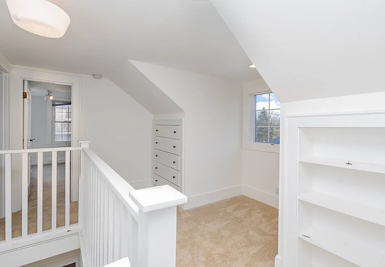 4814 36th Ave NE — Photo 9
