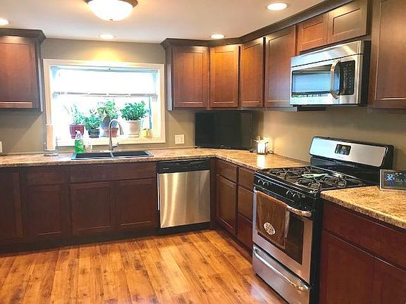 5th image of 26170 W Forest Ave
