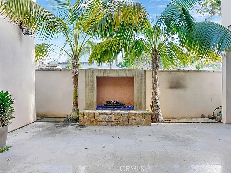 243 Poppy Ave — Photo 22