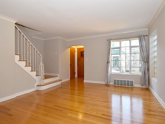 4th image of 1439 N Harlem Ave APT C