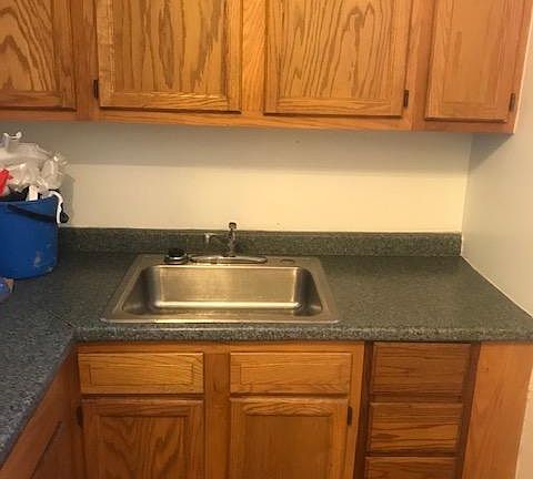 3rd image of 367 Elmwood Ave APT 1