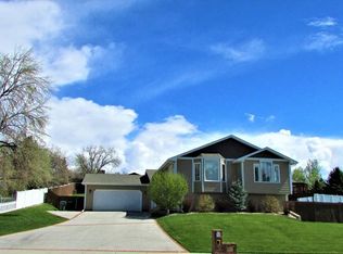 2053 Ridgeview Dr, Billings, MT 59105