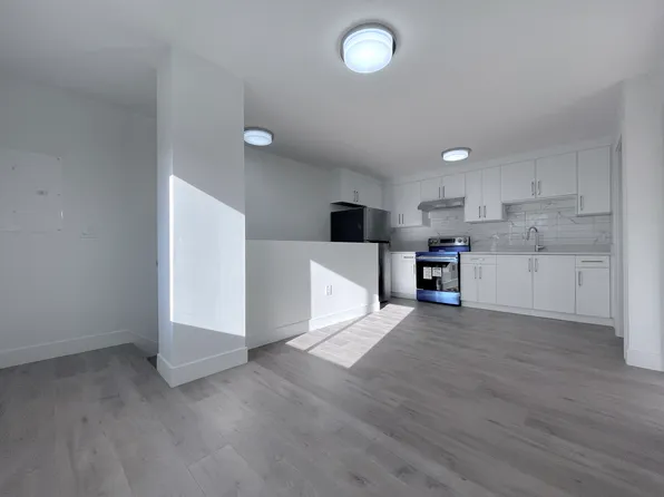 17116 1st Ave, Surrey, BC V3Z 1N1