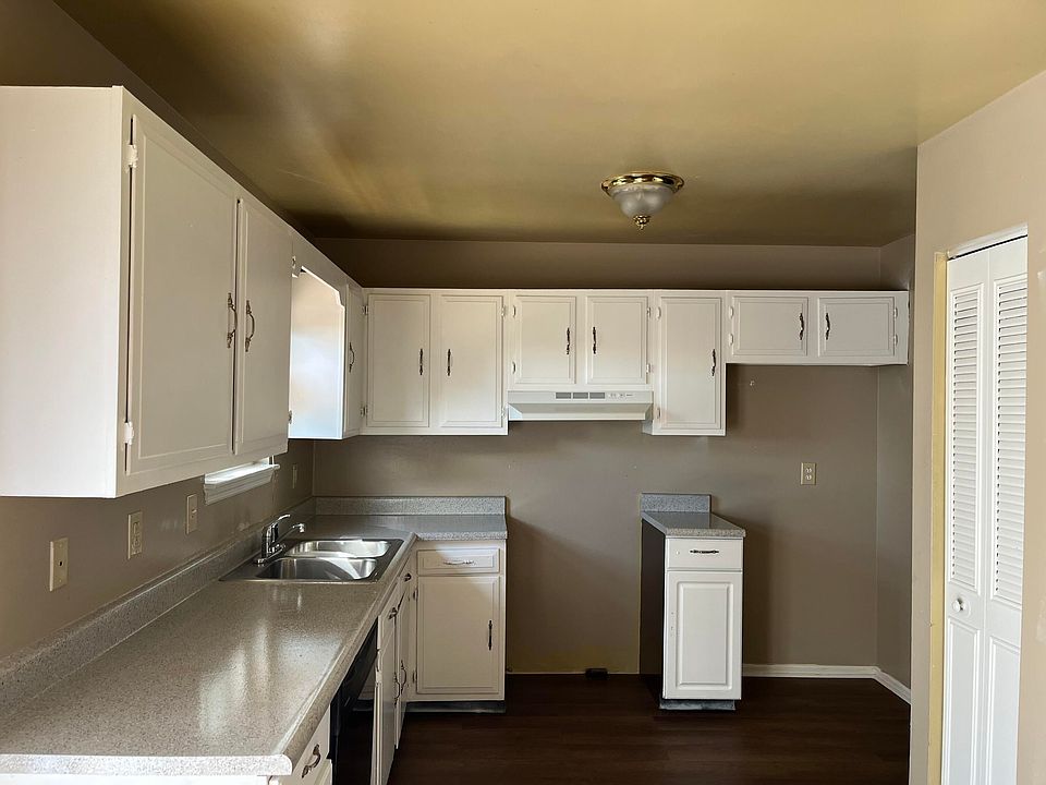 1st image of 1348 Sequoia Dr