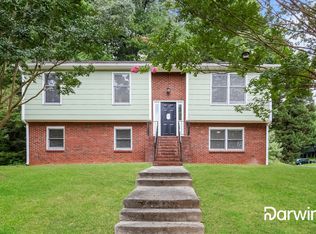 3105 Bardwell Rd, Greensboro, NC 27410