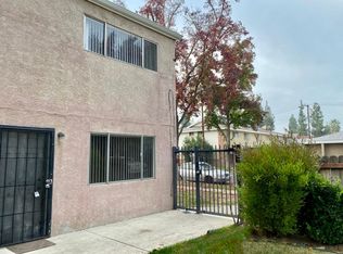 3338 E Sierra Madre Ave, Fresno, CA 93726