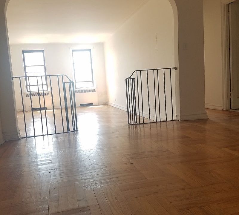 1st image of 4915 Broadway APT 6I