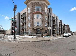 2600 University Ave SE APT 107, Minneapolis, MN 55414