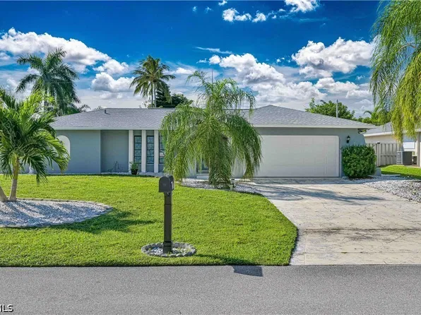 2202 SE 13th St, Cape Coral, FL 33990