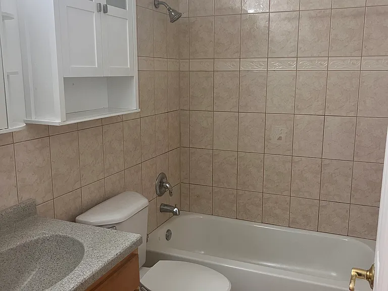 440 E Osage Ln #2A — Photo 6