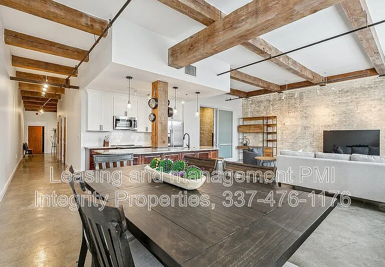 825 Lafayette St #4 — Photo 7