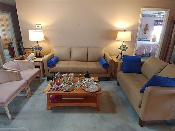 3rd image of 32849 Timberwood Dr