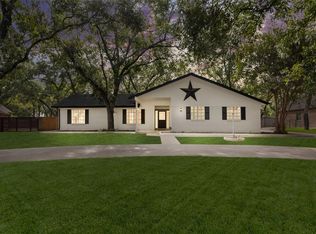 8735 S Monticello Cir, Granbury, TX 76049