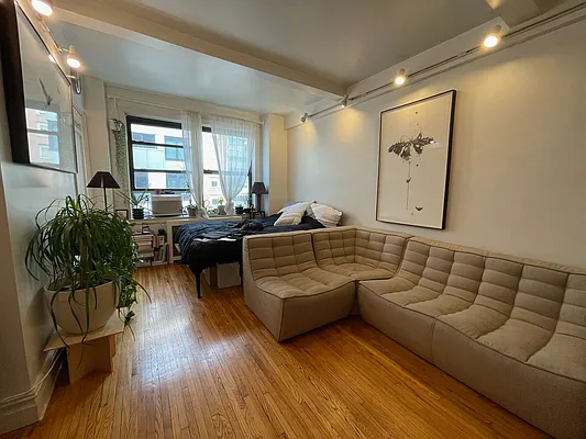 Rented by Platinum Properties | media 1