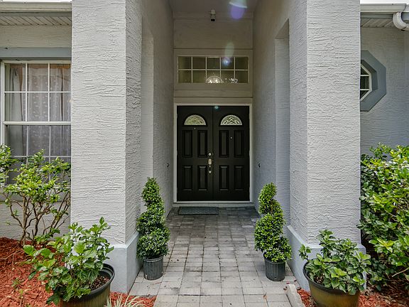 2nd image of 8300 Diamond Cove Cir