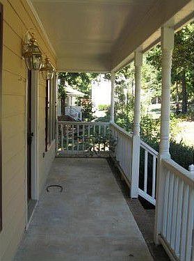 4th image of 419 Hogan Cir