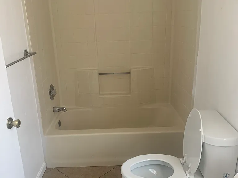 1113 Baseline Rd — Photo 8