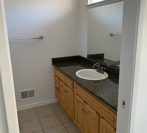 5th image of 22761 Medina Ln #A