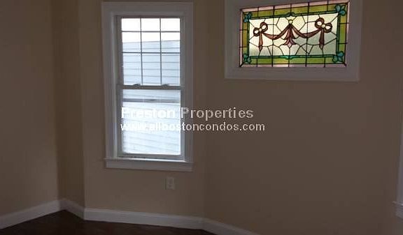 4th image of 3 Boylston St #1