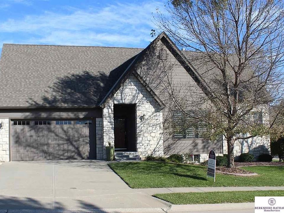 1st image of 15756 Hartman Ave