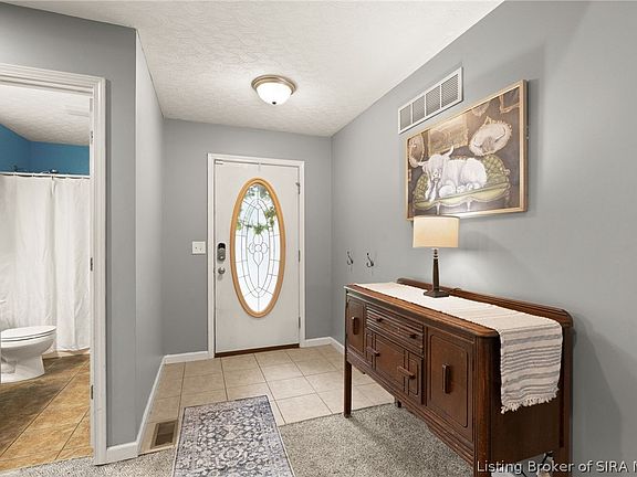 2nd image of 118 W Pigeon Ridge Court