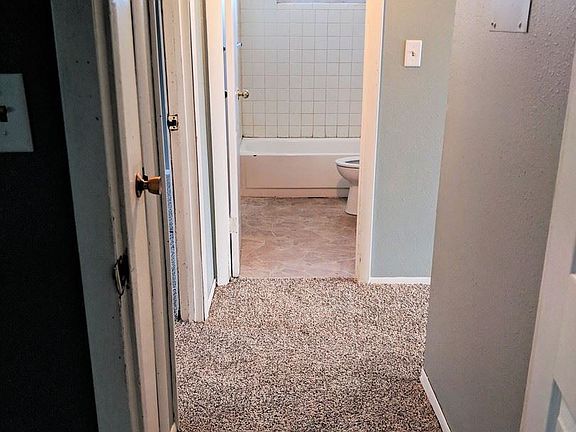 5th image of 3356 Heatherton Dr APT 5