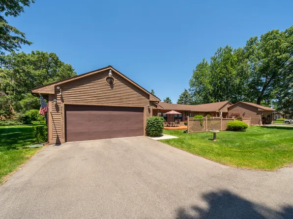 7741 Oakland Pl, Waterford, MI 48327
