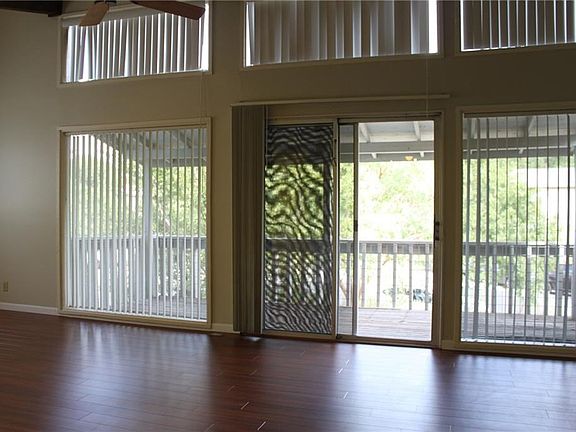4th image of 1120 Hollow Creek Dr APT A