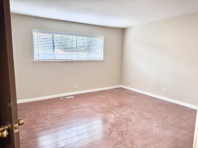281 Roble Ave #281 — Photo 8