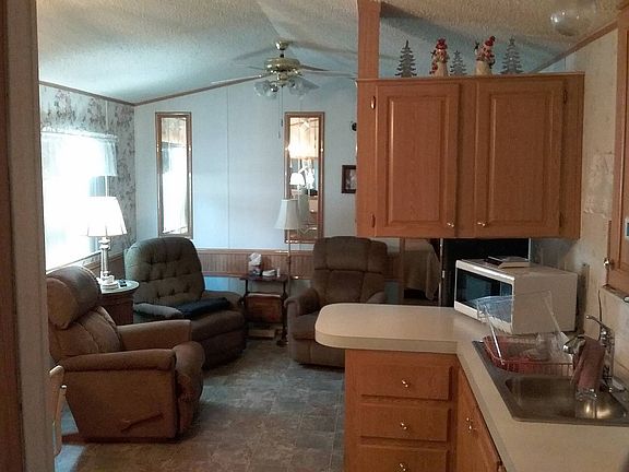 5th image of 28229 159th Cres #33