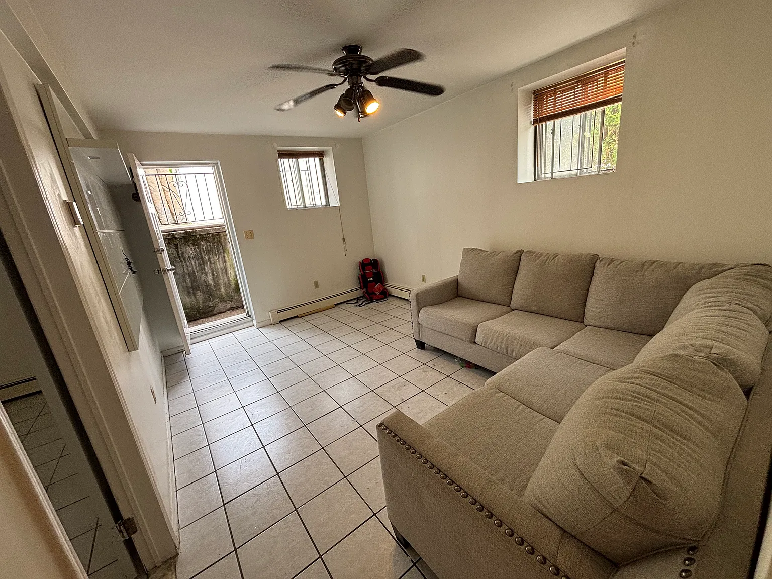 1 bed, 800 sqft, $1,800 — Photo 1