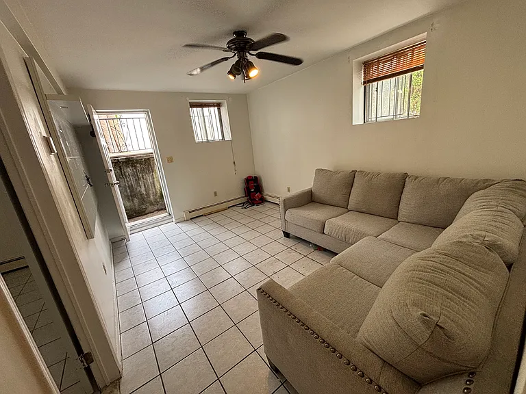 4319 Kepler Ave #G1 — Photo 1