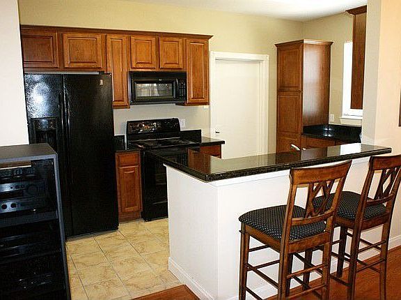 3rd image of 2803 Mayapan Ct