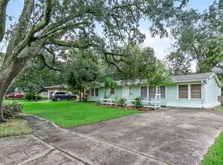 201 Berkley Dr, New Orleans, LA 70131