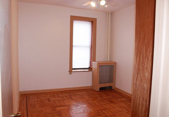 4th image of 446 Kingston Ave APT D26
