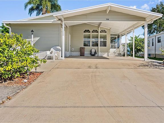 2nd image of 708 Oleander Cir