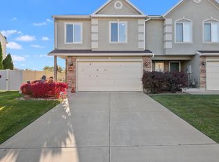 4962 S Riverside Dr, Murray, UT 84123