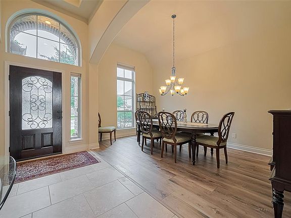 3rd image of 3451 Golden Cypress Ln