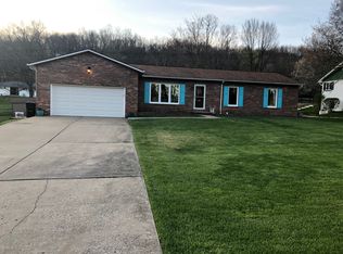 909 Brush Mountain Rd, Hollidaysburg, PA 16648
