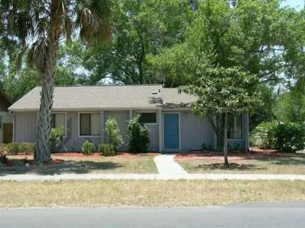 5001 Whiteway Dr, Tampa, FL 33617