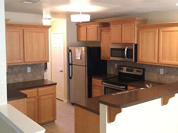 3rd image of 2302 Gail Dr