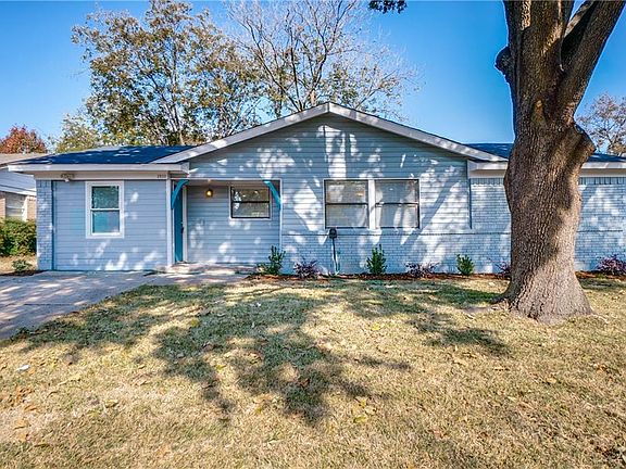 2nd image of 2933 Hollandale Ln